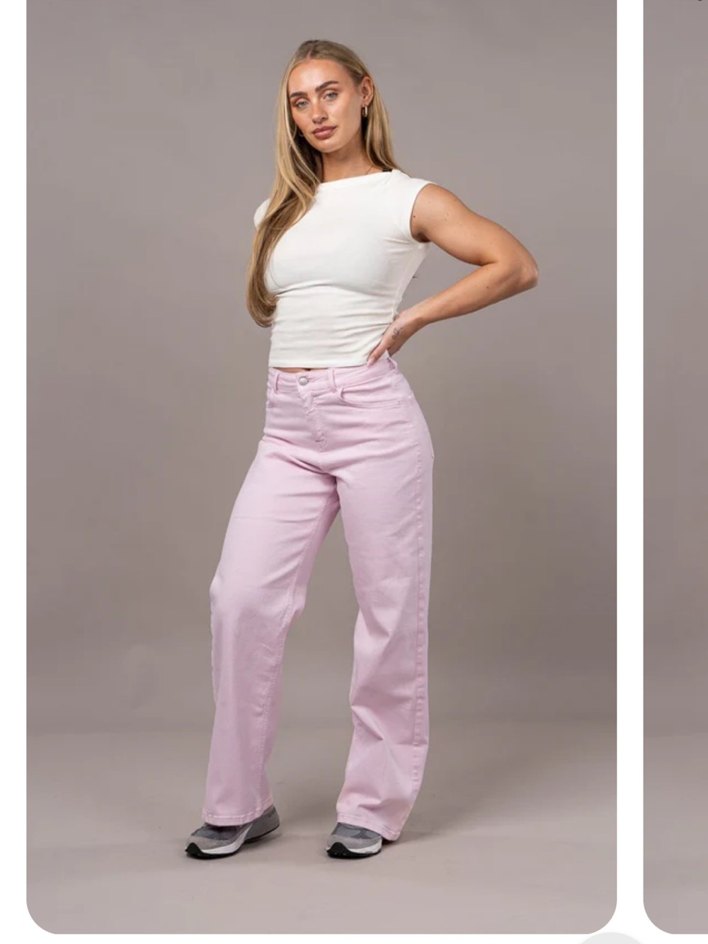 ISO FITJEANS PASTEL PINK IN SIZE XS